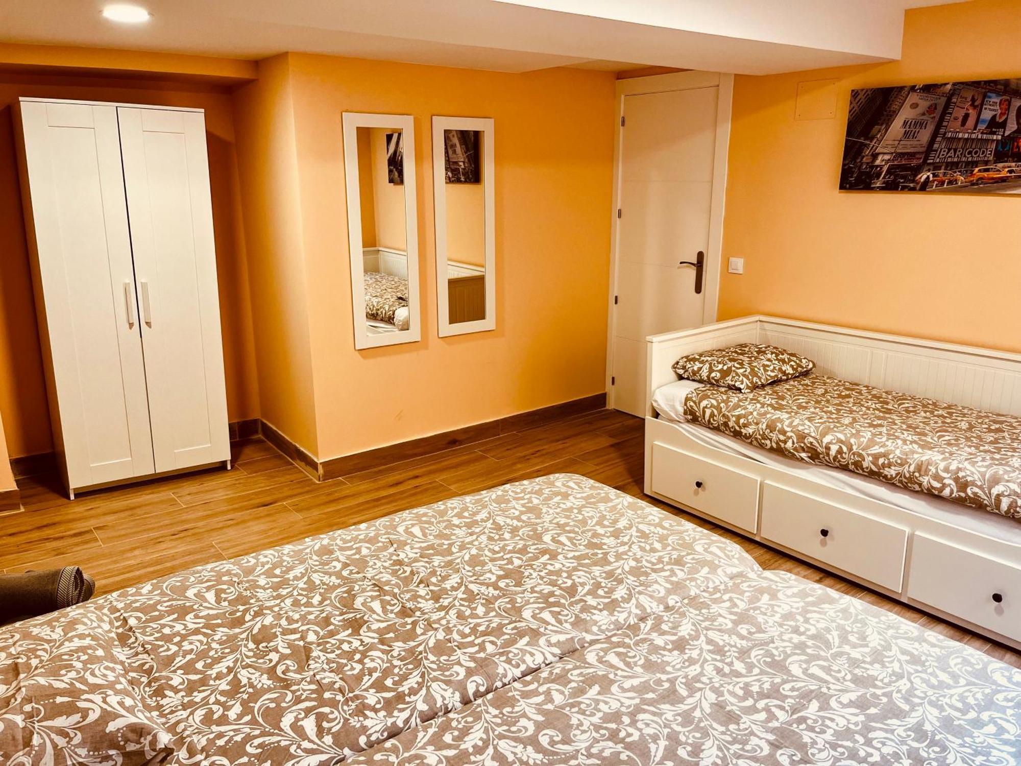 Apartamentos San Nicolas Λογκρόνο Εξωτερικό φωτογραφία